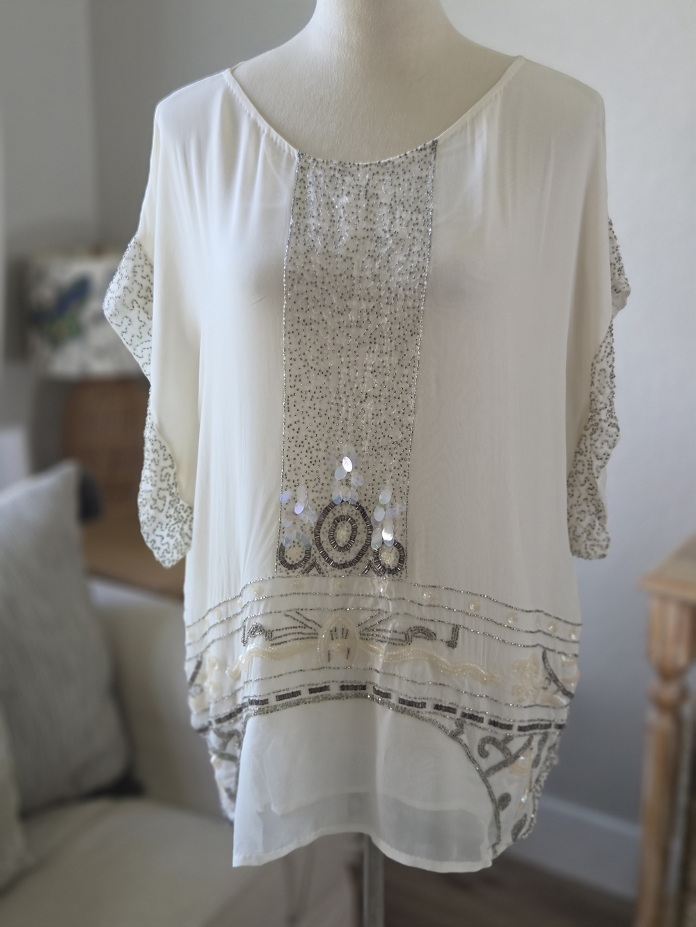 Anthropologie Ivory Beaded Embellished Scoop Neck Blouse